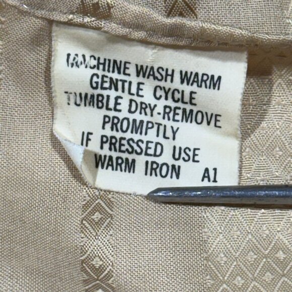 Vintage Mens Button-Down Shirt 17.5-34 Geometric Pattern Beige Long Sleeve 70's - Picture 6 of 10